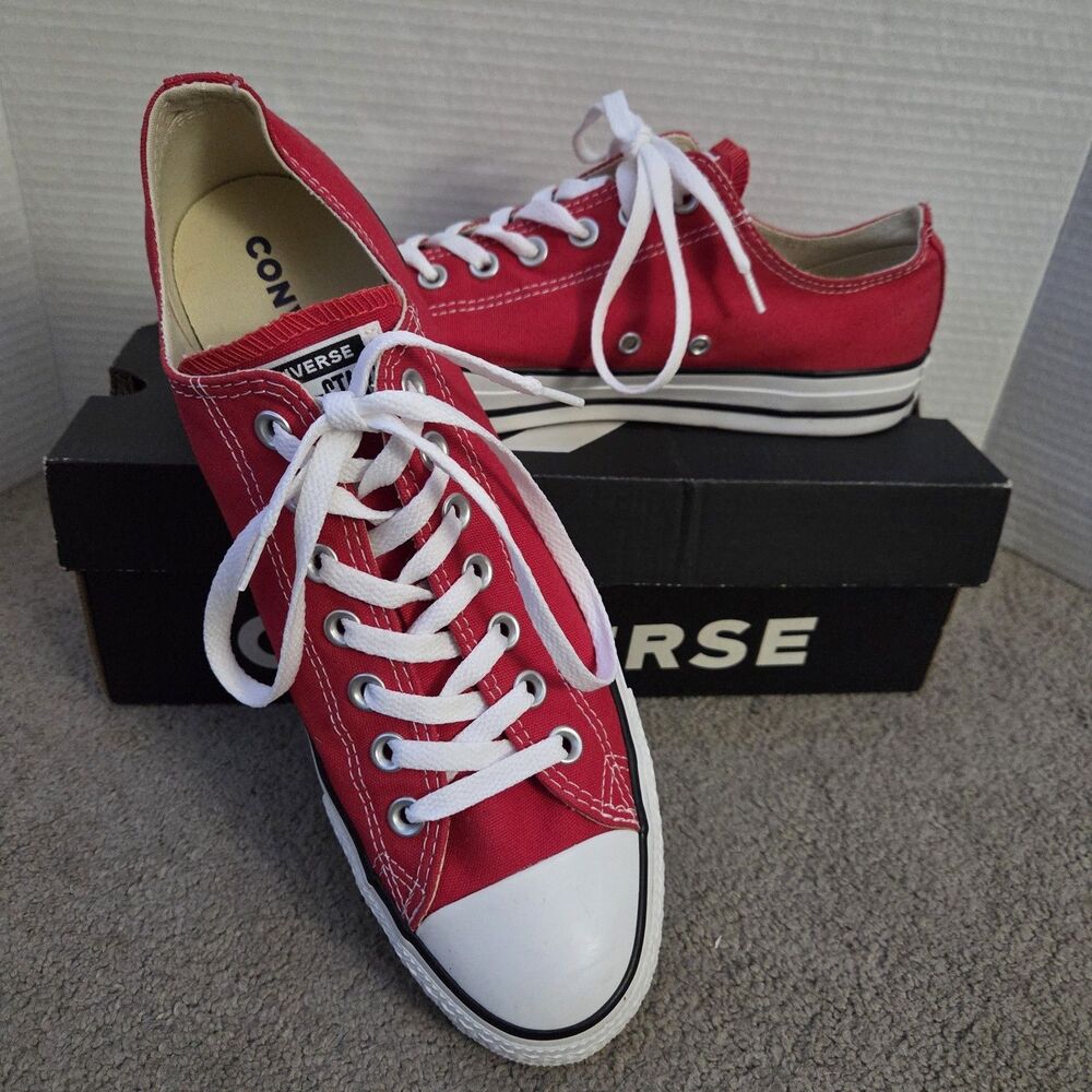 Converse Chuck Taylor All Star OX Unisex Sneakets Size Men's 10 Women's 12 Red